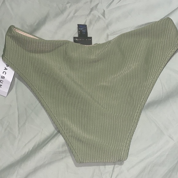 Fox Racing Bikini 🦊 👙 - Picture 7 of 8